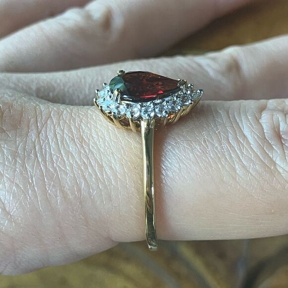 Natural Red Garnet Sterling Silver Ring Size 8 - Picture 3 of 9
